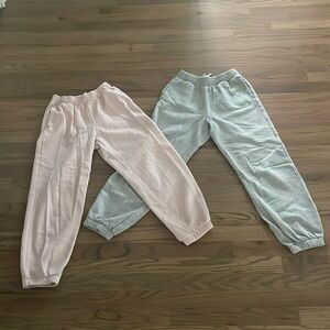 kids GAP sweatpants in grey and light pink (set of two)